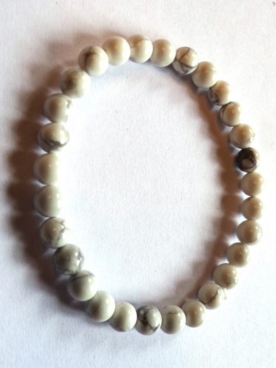 bracelet howlite