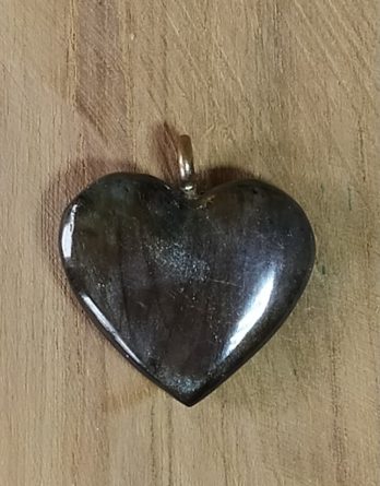 Pendentif cœur en labradorite